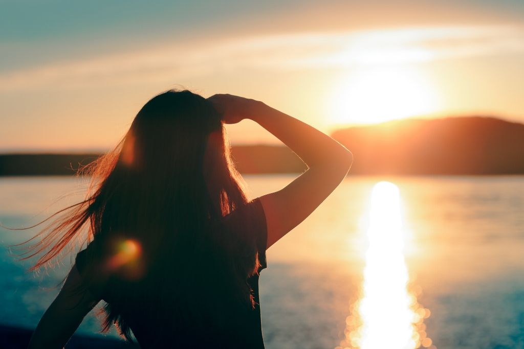 Stage 7 of Breakup - Hope : After acceptance comes hope. During the depression, you lose your hope in the world, in relationships and sometimes, in yourself too.