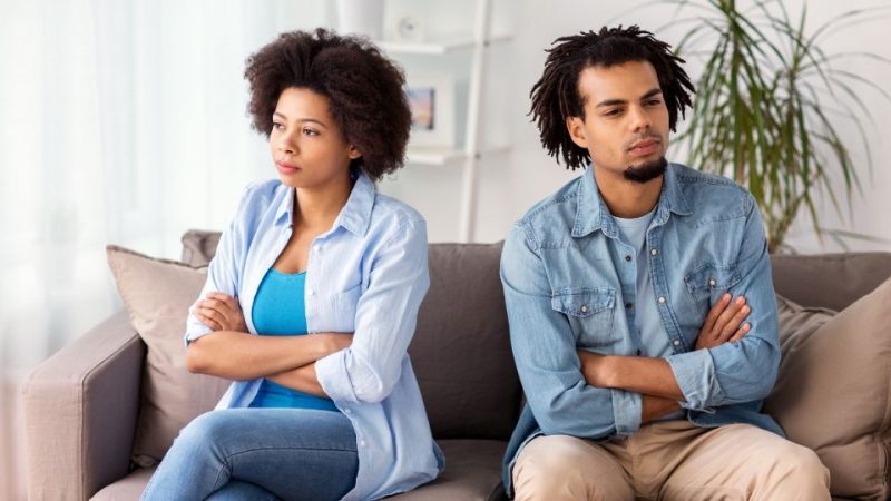 8 Signs You Are in Selfish Relationship & Know How to Deal with It