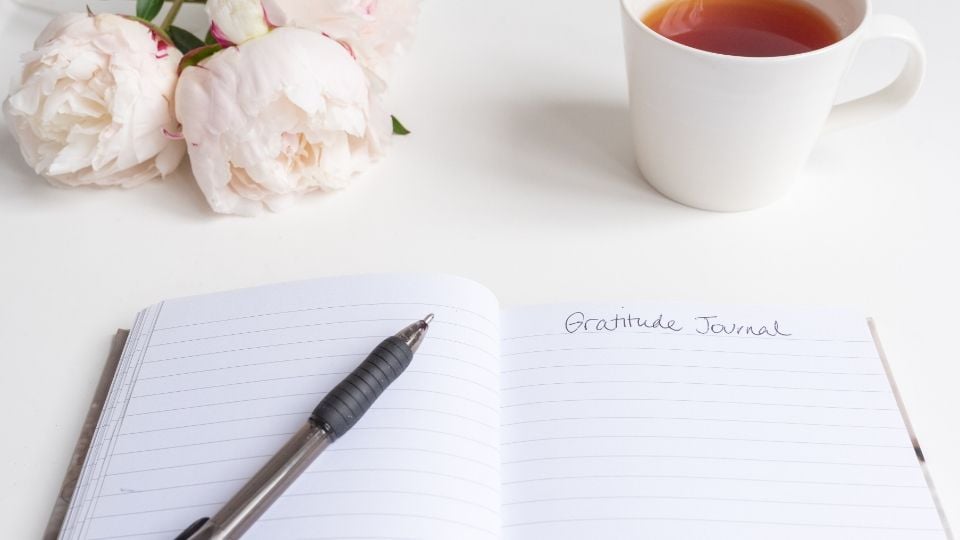 Journal Prompts for Mental Health: Bliss at Your Fingertips