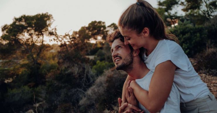 15 Intense Signs Of Spiritual Love That Everyone Wants To Experience