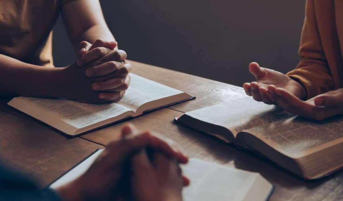 How To Be A Spiritual Leader 15 Eye-Opening Tips To Embrace The Responsibility